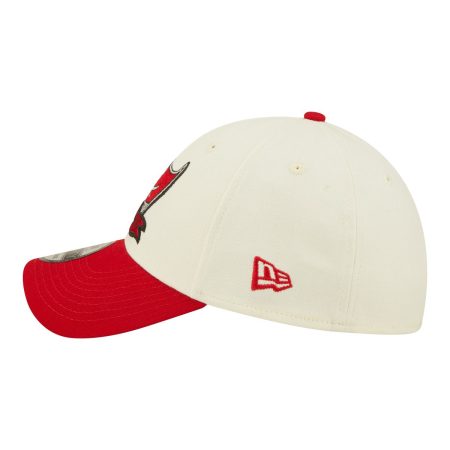 Tampa Bay Buccaneers New Era 39THIRTY Sideline Cap