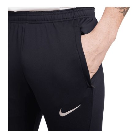 Chelsea F.C. Nike Strike Pants