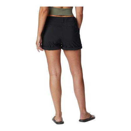 Columbia Women's Silver Ridge Utility Shorts