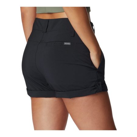 Columbia Women's Silver Ridge Utility Shorts