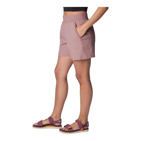 Columbia Women's Leslie Falls 5 Inch Shorts