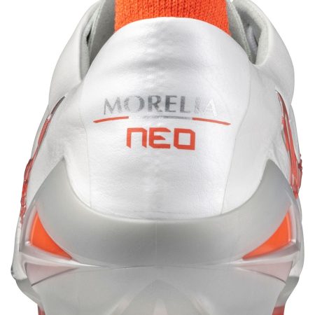 Mizuno Men's Morelia Neo IV Pro Cleats