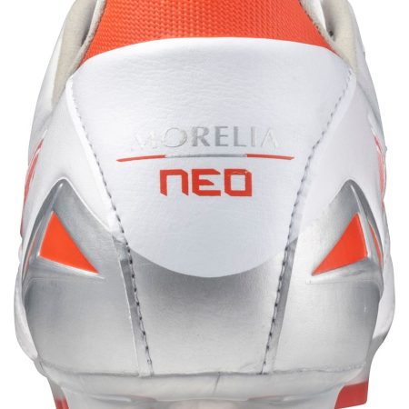 Mizuno Men's Morelia Neo IV Pro Cleats