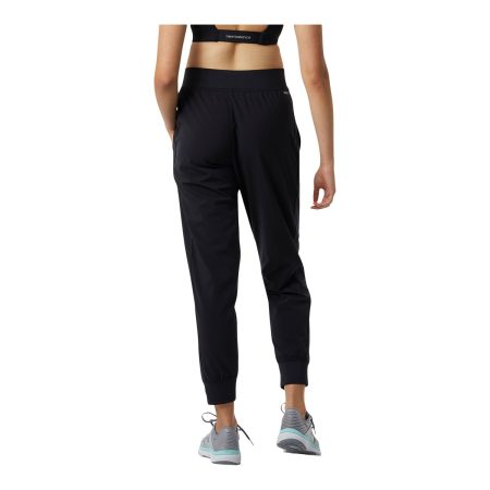 New Balance Women's Accelerate Pants