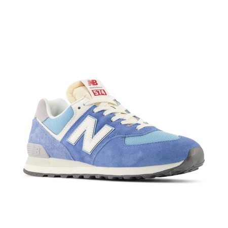 New Balance Women's 574 V2 Shoes