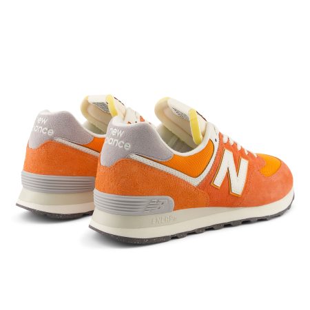 New Balance Women's 574 V2 Shoes