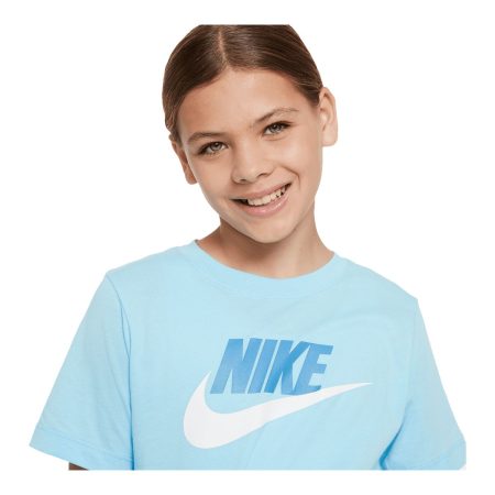 Nike Sportswear Boys' Club Seasonal Graphic T Shirt