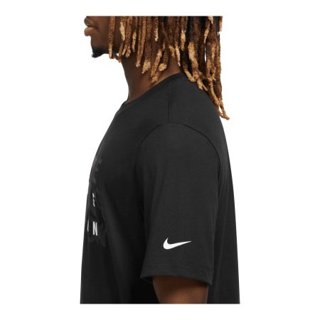 Nike Men's Dri-FIT Run Division T Shirt