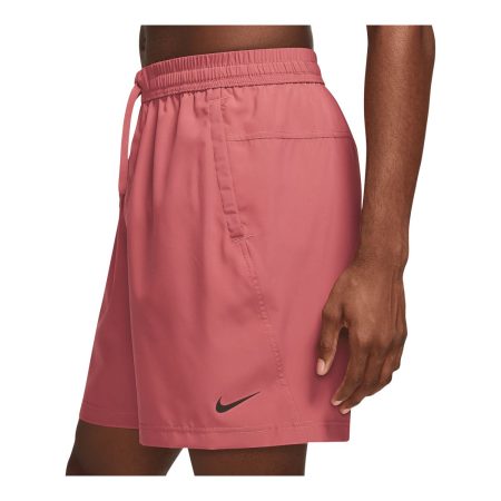 Nike Men's Dri-FIT Form 7 Inch Shorts