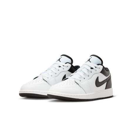 Nike Kids' Grade School Air Jordan 1 Basketball Shoes