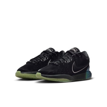 Nike Kids' Grade School LeBron XXI Basketball Shoes