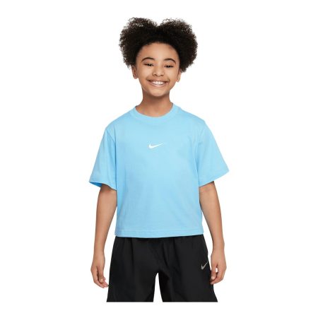 Nike Sportswear Girls' Essential Boxy T Shirt