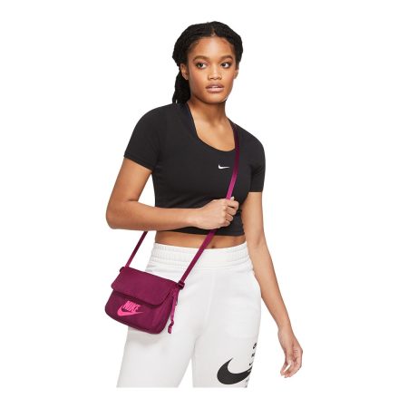 Nike Women's Futura 365 Crossbody Bag