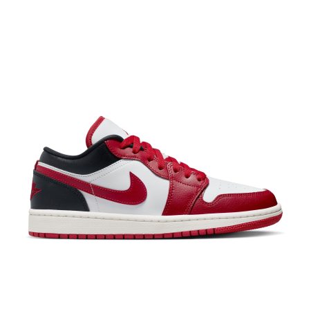 Nike Women's Air Jordan 1 Low Basketball Shoes