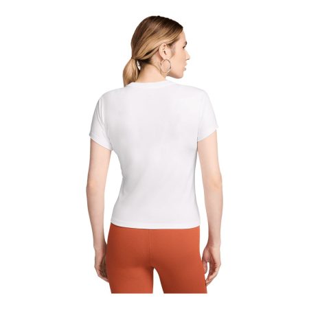 Nike Women's Chill Knit Mod Crop T Shirt