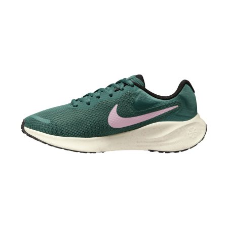 Nike Women's Revolution 7 Lightweight Cushioned Running Shoes