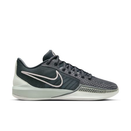 Nike Women's Sabrina 1 Basketball Shoes