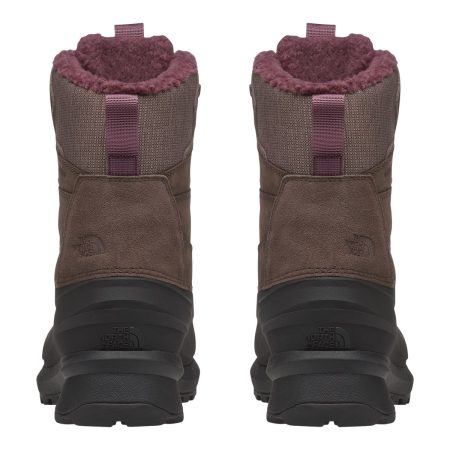 The North Face Women's Chilkat V 400 Waterproof Insulated Lightweight Winter Boots