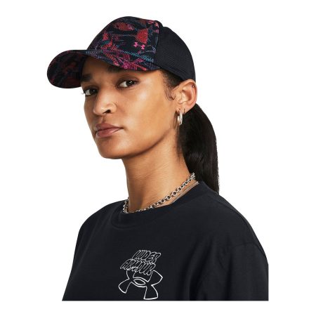 Under Armour Women's Iso-Chill ArmourVent™ Trucker Hat