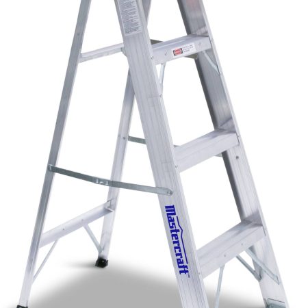 Mastercraft Grade 3 Aluminum 3 Step Ladder, 4-ft, 200-lb