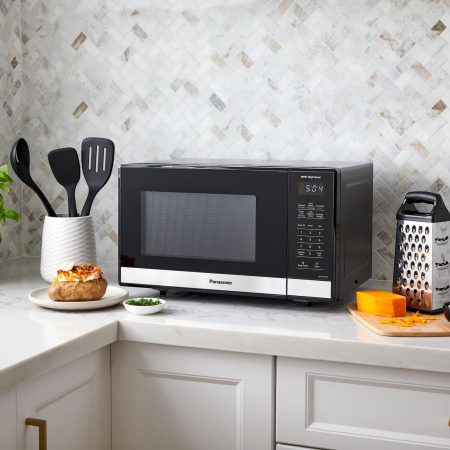 Panasonic NN-SG458S Countertop Microwave, 0.9-cu.ft., Black & Stainless Steel