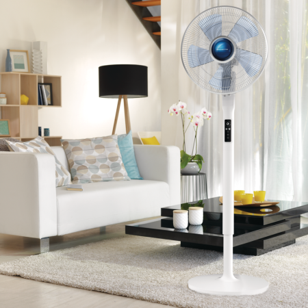 Rowenta Turbo Silence Extreme Oscillating Pedestal/Stand Fan with Remote Control, 5-Speed, White