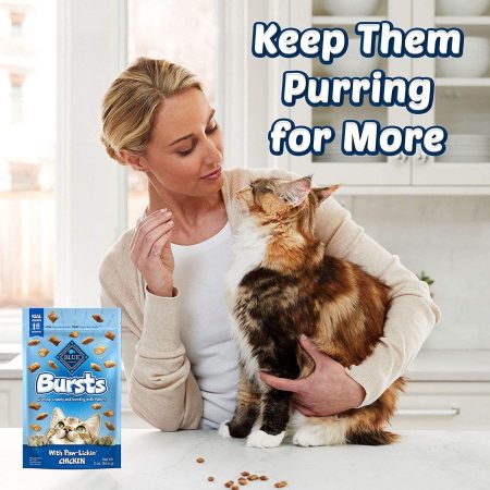 Bursts Paw-Lickin' Chicken Cat Treats