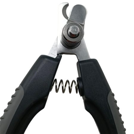 Nail Clipper with Adjustable Nail Guard