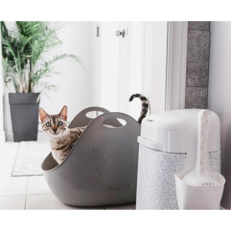 LitterBox with Scoop