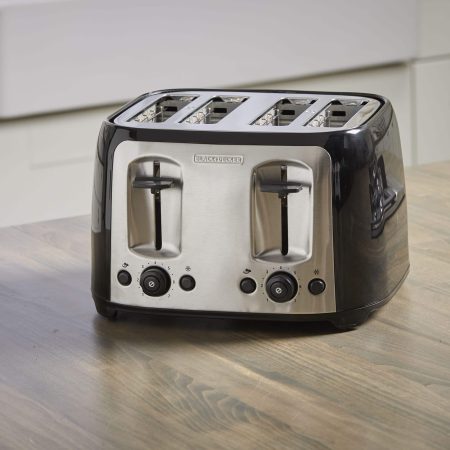 Black & Decker Extra Wide Slots Toaster w/ 7 Settings, Black, 4-Slices