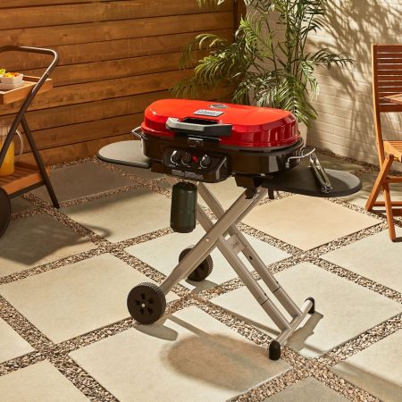 Coleman Roadtrip Portable 3-Burner Propane Gas BBQ Grill with a Folding Cart Stand