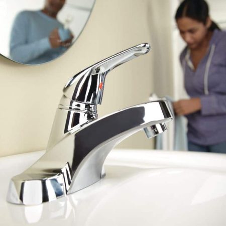 Danze Renovate Single Handle 4-in Centerset Bathroom Sink Faucet, Chrome