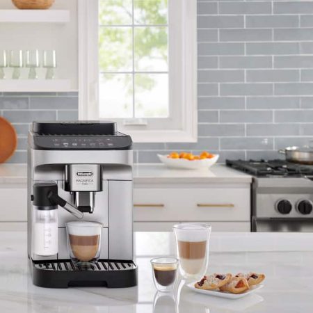 Delonghi Magnifica Evo Coffee & Espresso Machine with Automatic Milk Frother