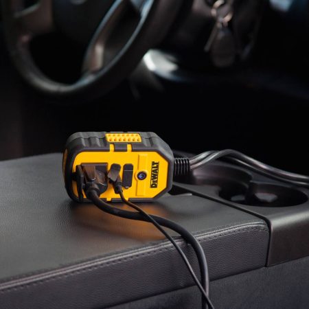 DEWALT 140W Power Inverter