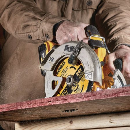 DEWALT 7-1/4-in 24T Carbide Tipped Circular Saw Blade for Wood