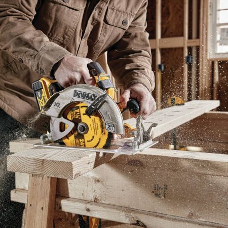 DEWALT 7-1/4-in 24T Carbide Tipped Circular Saw Blade for Wood