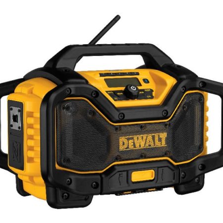 DEWALT DCR025 20V MAX 20V/40V Flexvolt Bluetooth Jobsite Radio with Built-In Battery Charger