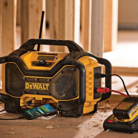 DEWALT DCR025 20V MAX 20V/40V Flexvolt Bluetooth Jobsite Radio with Built-In Battery Charger