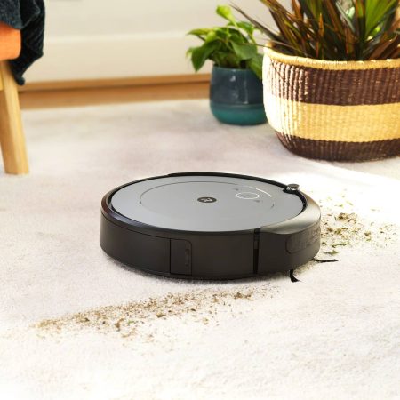 iRobot® Roomba® i1 Robot Cordless Vacuum – Ideal for Pet Hair, Wi-Fi Connected, Self Charging