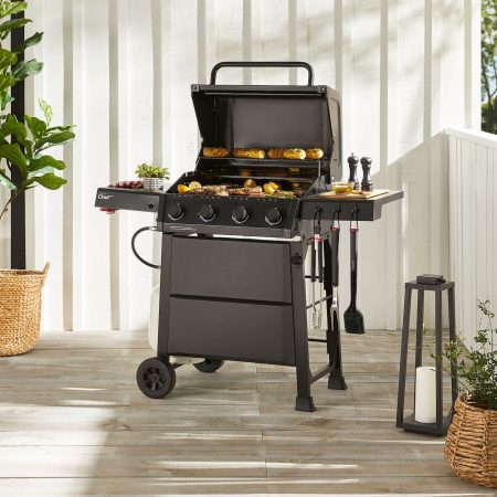 MASTER Chef Discover 4-Burner Propane Gas BBQ with Push-Button Ignition