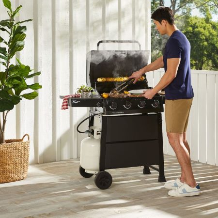 MASTER Chef Discover 4-Burner Propane Gas BBQ with Push-Button Ignition