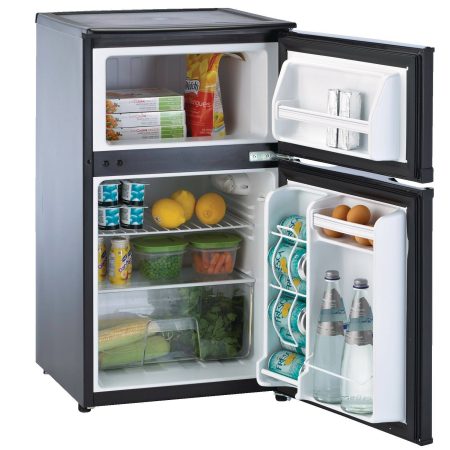 MASTER Chef Energy Star 2-Door Top Freezer & Refrigerator with Reversible Door for Dorms/Bedroom, 3.1-cu.ft., Black