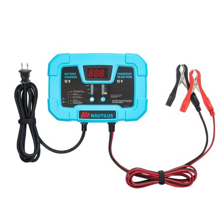 MotoMaster Nautilus Smart Battery Charger/Maintainer, 15/8/2-Amp, 12V