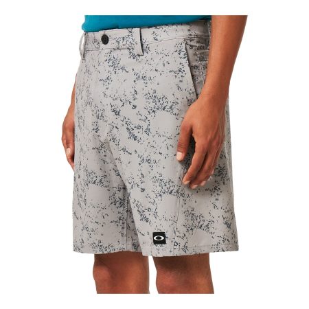 Oakley Men's Reduct Hybrid Shorts