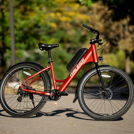 Raleigh Delta-E Adult Bike, 250 W Motor, Aluminum Frame, 27.5-in, Red