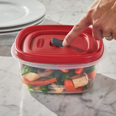 Rubbermaid Press & Lock Food Storage Container, Leak-Proof Lid, BPA-Free, 1.2 L (5 Cup)