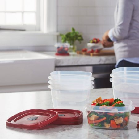 Rubbermaid Press & Lock Food Storage Container, Leak-Proof Lid, BPA-Free, 1.2 L (5 Cup)