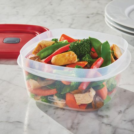 Rubbermaid Press & Lock Food Storage Container, Leak-Proof Lid, BPA-Free, 1.2 L (5 Cup)