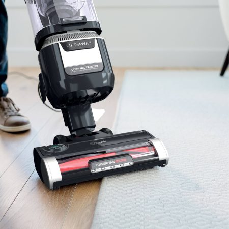 Shark Lift-Away with PowerFins HairPro & Odor Neutralizer Corded Upright Vacuum