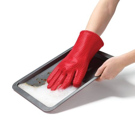 Starfrit Silicone 5-Finger Oven Mitt, Non-Slip Grip, Waterproof, 1-pc, Red